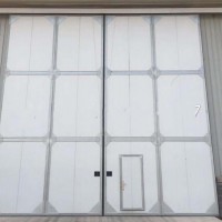 生產工業提升門、批發垂直提升門、工業保溫門，工業門